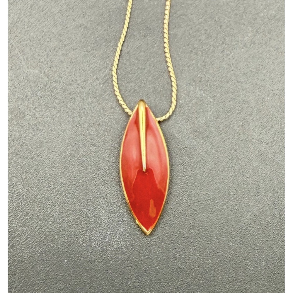 Vintage Trifari Enamel Pendant Necklace Modernist Reddish Brown Snake Chain 18in